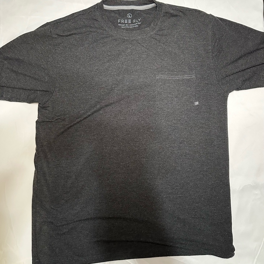 Men’s Large Fre Fly shirt
